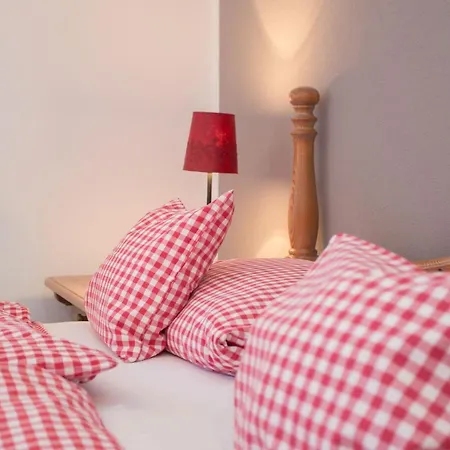 Готель Boutique-hotel Weigels Bergfreiheit Вінтерберг